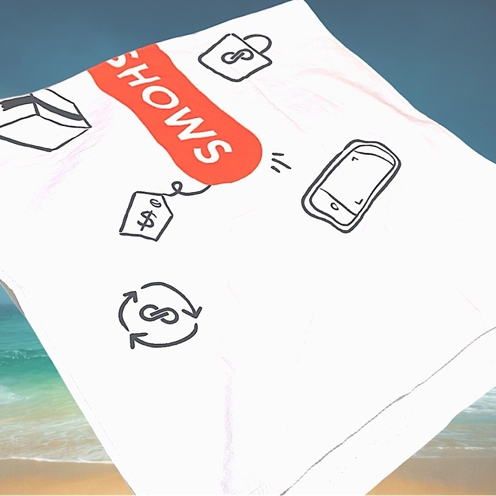 2025 POSH SWAG BEACH TOWEL - Picture 2 of 4